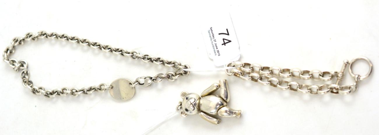 Lot 74 - A bear pendant and a silver necklace and bracelet