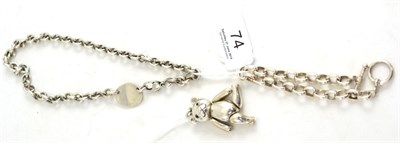 Lot 74 - A bear pendant and a silver necklace and bracelet