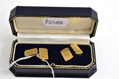 Lot 78 - A pair of 9ct gold cufflinks