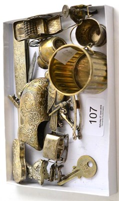 Lot 107 - Novelty silver including a dustbin, a Chinese export model, a key, etc