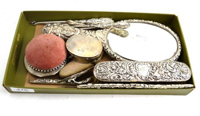 Lot 476 - Tray of silver mounted dressing table appointments including a lidded box