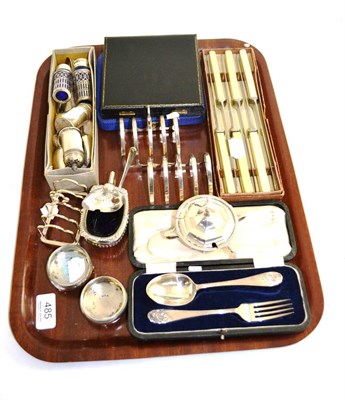 Lot 485 - A collection of silver and plate including assorted flatware, a sealtop spoon (S J Vander),...