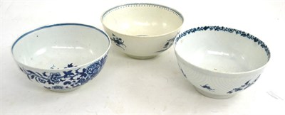 Lot 529 - Three Worcester blue and white slop bowls