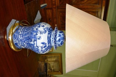 Lot 1263 - A blue and white ginger jar and cover converted to a lamp with shade