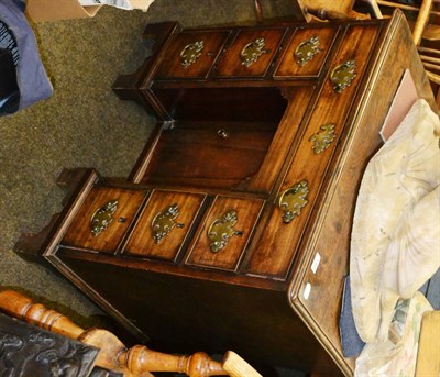 Lot 1369 - A Georgian mahogany kneehole desk