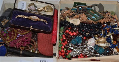 Lot 69 - Small quantity of costume jewellery and two wristwatches