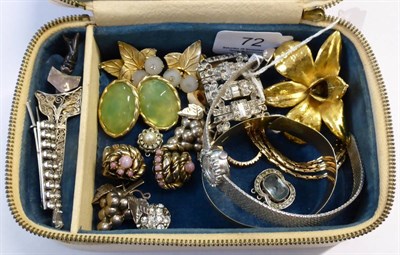 Lot 72 - A lady's wristwatch, a pair of Mexican earrings and assorted costume jewellery