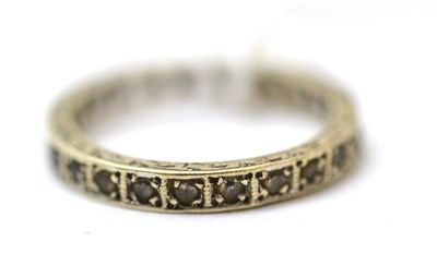 Lot 97 - An eternity ring