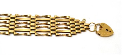 Lot 100 - A gate bracelet