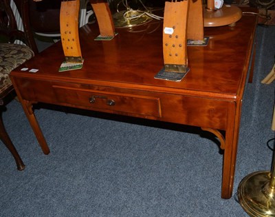 Lot 1093 - Large coffee table