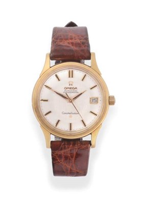 Lot 119 - An 18ct Gold Automatic Calendar Centre Seconds Wristwatch, signed Omega, Chronometer, model:...