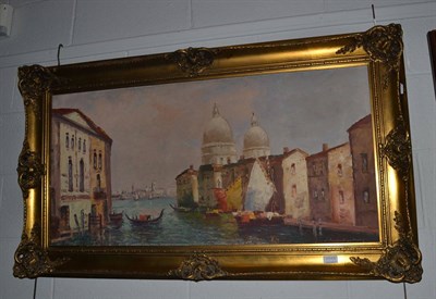 Lot 1213 - 20th century oil on canvas study of Venice