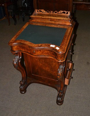 Lot 1371 - Early Victorian walnut davenport