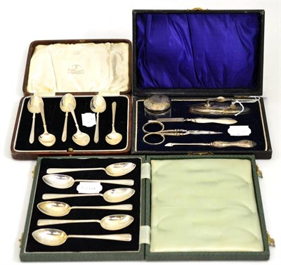 Lot 275 - Silver manicure set and two cases of teaspoons