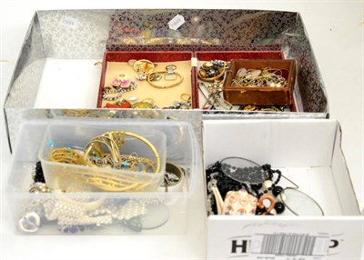 Lot 284 - A quantity of costume jewellery (in two boxes)