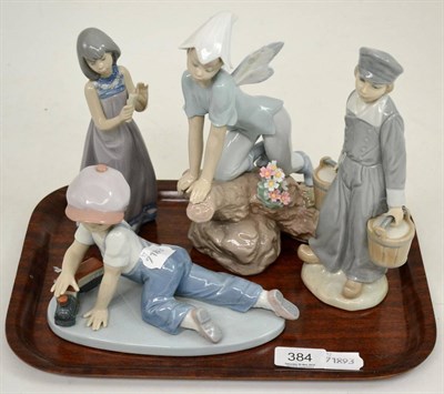 Lot 384 - Four Lladro figures