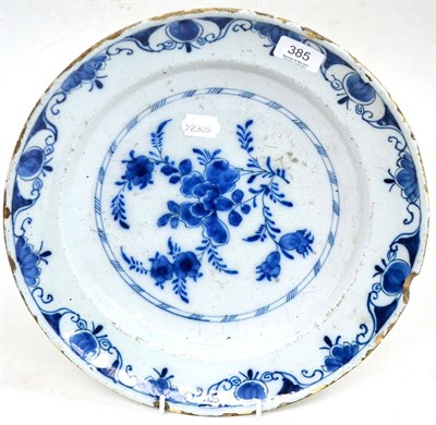 Lot 385 - A 18th century tin glazed Delft plate (a.f.)