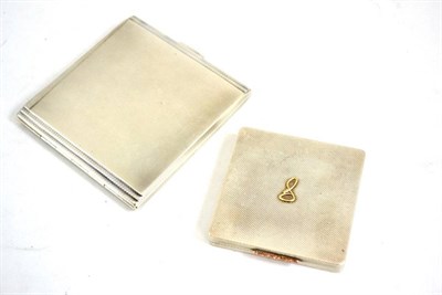 Lot 528 - An Art Deco silver compact, L E McCann, Birmingham 1920 and a Art Deco silver cigarette case...