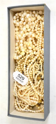 Lot 529 - A quantity of cultured and simulated pearls, as necklaces and bracelets