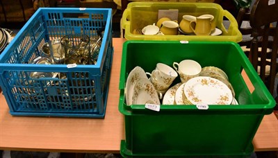 Lot 1073 - Scales and weights, Denby coffee set, plated ware, tea set, vase (in three boxes)