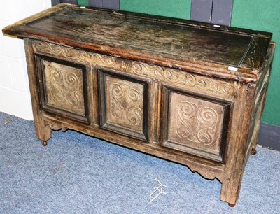 Lot 1080 - A 17th century oak kist