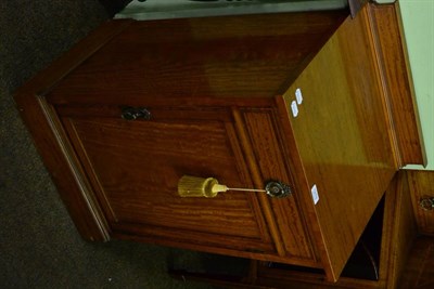 Lot 1279 - An early 20th century Waring & Gillows bedside cupboard, stamped to the drawer