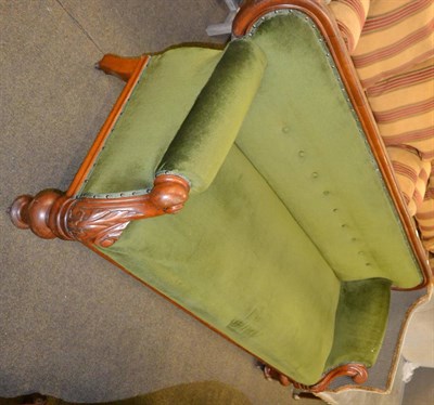 Lot 1352 - Victorian settee