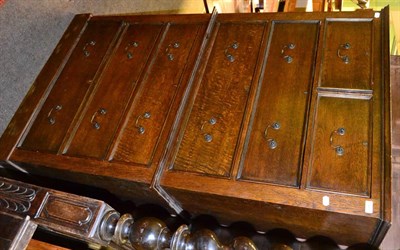 Lot 1421 - Oak chest of chest