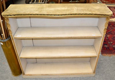 Lot 1077 - Parcel gilt and painted three-tier open bookcase, with adjustable shelves and carved rope edging