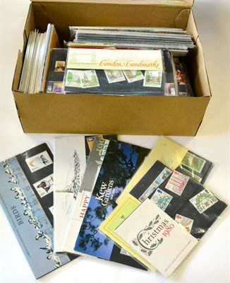 Lot 214 - Great Britain. An assortment of decimal Presentation packs and some booklets including Prestige