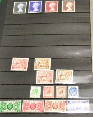 Lot 48 - Miscellaneous Mint Great Britain in a green stockbook. Includes 1924 and 1925 British Empire...