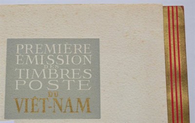 Lot 444 - Vietnam. 1951 Pictorials  Souvenir booklet