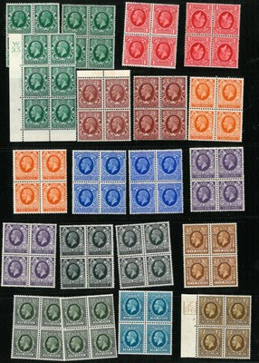 Lot 1086 - Great Britain. 1934 to 1936 Definitive set in mint blocks of four, plus some shades and 1d inverted