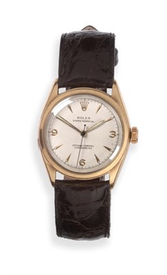 Lot 147 - A 10ct Gold Semi Bubbleback Automatic Centre Seconds Wristwatch, signed Rolex, Oyster...