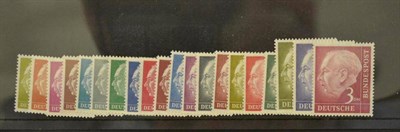 Lot 191 - Germany - West. 1954 - 1960 definitive set of twenty. Fine mint