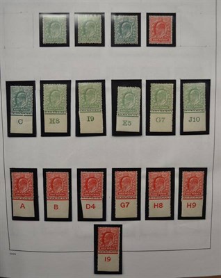 Lot 313 - Great Britain. A Davo boxed album housing a selection of mainly QEII mint issues. Includes King...