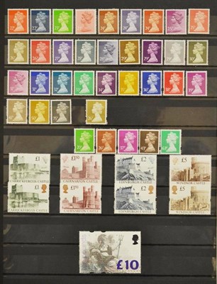 Lot 325 - Great Britain. A collection of QEII mint decimal definitive's and commemorative's. Includes...