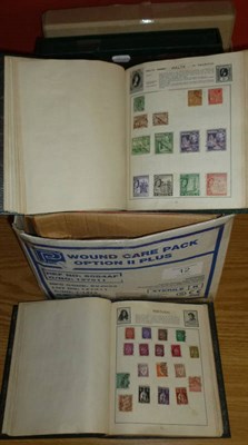 Lot 12 - A Miscellaneous Collection of all world in four albums and loose. Also Isle of Man in four...