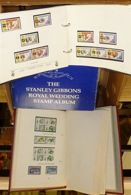 Lot 36 - A Collection of Great Britain and British Commonwealth in five albums. Also collections of 1977...