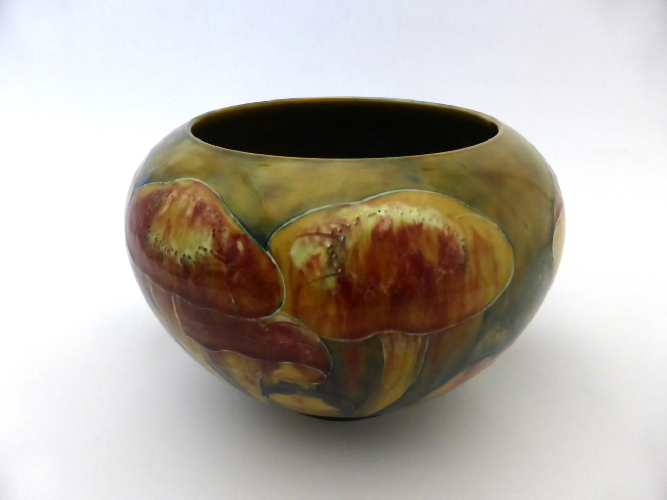Lot 560 A William Moorcroft Claremont Toadstool