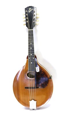 Lot 2091 - Gibson Mandolin c1930, with label inside 'Gibson Mandolin, Style A1 Number 29348 ... Kalamazoo,...