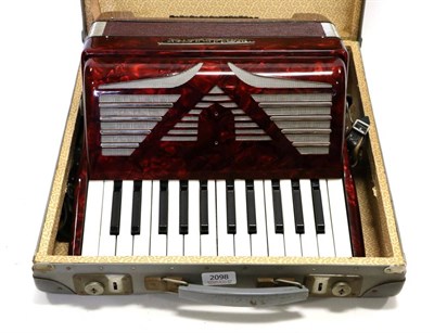 Lot 2098 - Accordion 32 bass buttons 26 piano keys Worldmaster, piano key width 19mm, cased
