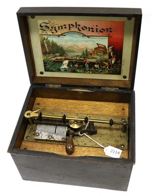 Lot 2114 - Symphonion Disc Music Box playing 7 1/2"; discs, with single piece comb stamped 'Schutz Marke, Made