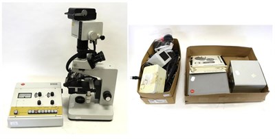 Lot 2173 - Leitz Dialux 20 Microscope with three NPL Fluotar lenses: 160/- 6.3/0.20; 160/0.17 16/0.45;...
