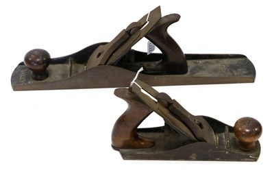 Lot 2227 - Bailey Woodworking Planes No.4 and No.6 (2)