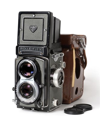 Lot 2301 - Rolleiflex Model T Camera Grey no.2151795, in leather case