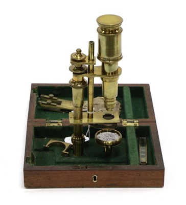 Lot 5154 - Brass Travelling Microscope lacquered finish, with course/fine focusing, microscope dismantles into