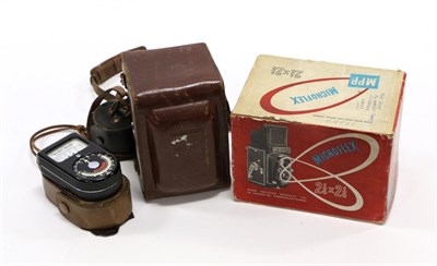 Lot 5213 - MPP Microflex TLR Camera 2 1/4x2 1/4 with Micronar f3.5 77.5mm lens, in original leather case...