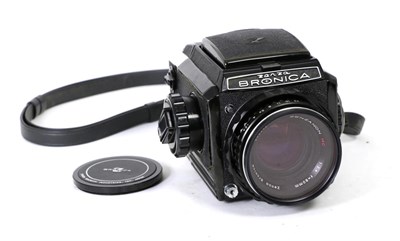 Lot 5267 - Zenza Bronica S2 Camera no CB172143, with Zenzanon MC f2.4 80mm lens and film magazine