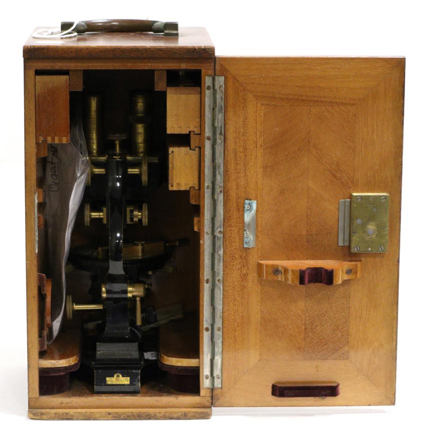 Lot 2120 - Leitz Wetzler Brass Binocular Microscope, no.164752, with course/fine focusing, three lens...